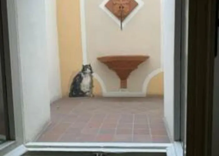 Whouse Porta Di Castello